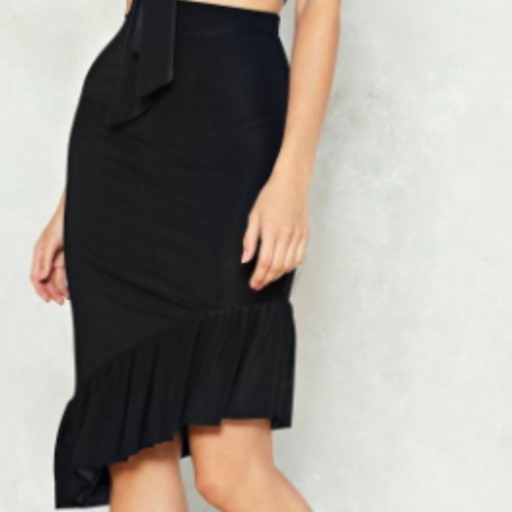 NASTY GAL crop top and skirt set - Picture 1 of 5